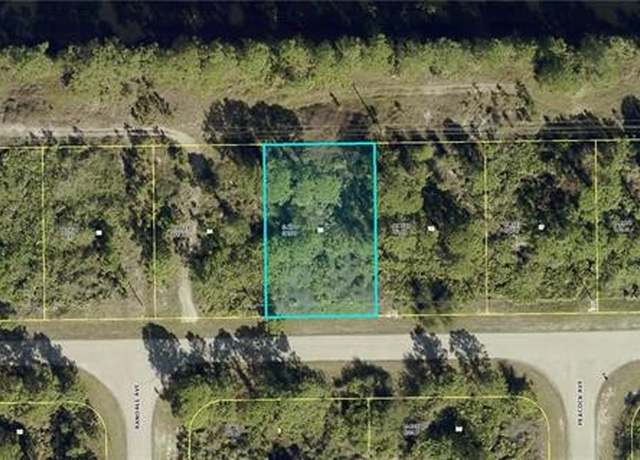 Property at 1033 Gladys St, Lehigh Acres, FL 33974