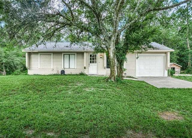 Property at 461 16th St SE, Naples, FL 34117, 2 beds, 2 baths