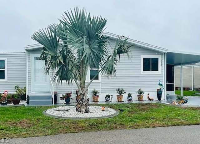 Property at 577 Portside Dr, North Port, FL 34287, 2 beds, 2 baths
