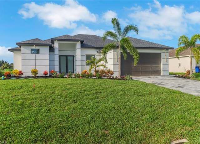 Property at 4007 19th St SW, Lehigh Acres, FL 33976, 3 beds, 3 baths