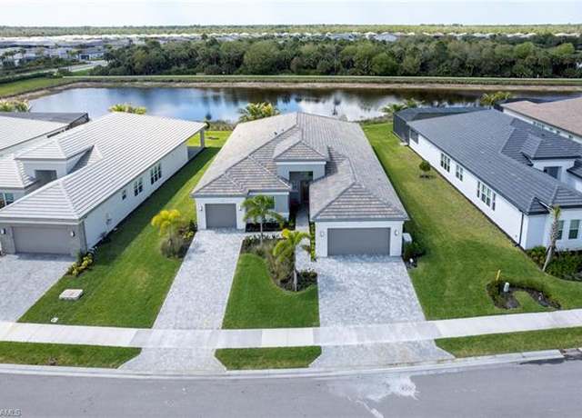 Property at 12347 Lavender Ave, Naples, FL 34120, 4 beds, 4.5 baths
