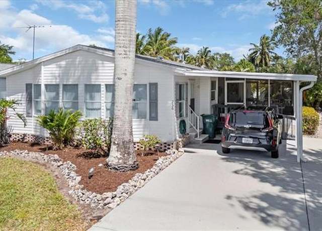 Property at 256 Riverwood Rd, Naples, FL 34114, 2 beds, 2 baths