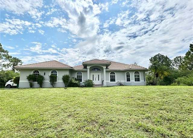 Property at 1940 Desoto Blvd N, Naples, FL 34120, 3 beds, 2 baths