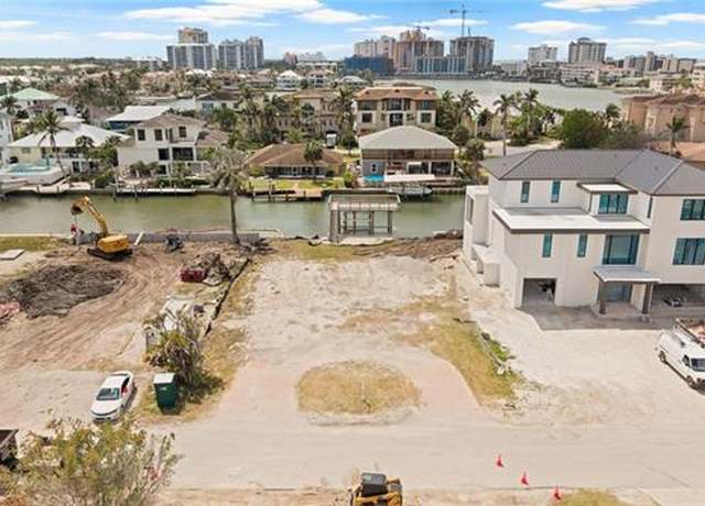 Property at 270 Trade Winds Ave, Naples, FL 34108