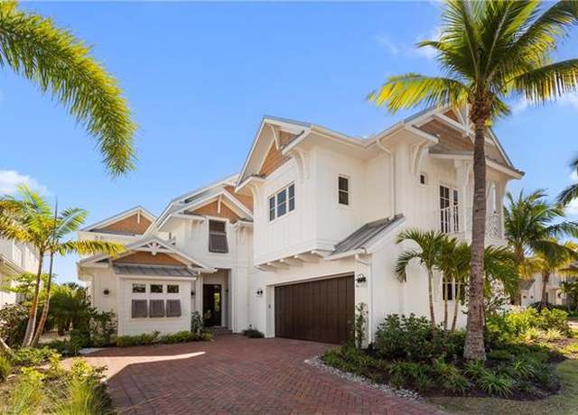 Property at 61 14th St S, Naples, FL 34102, 4 beds, 4.5 baths