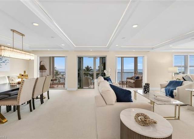 Property at 3003 Gulf Shore Blvd N #403, Naples, FL 34103, 3 beds, 3 baths