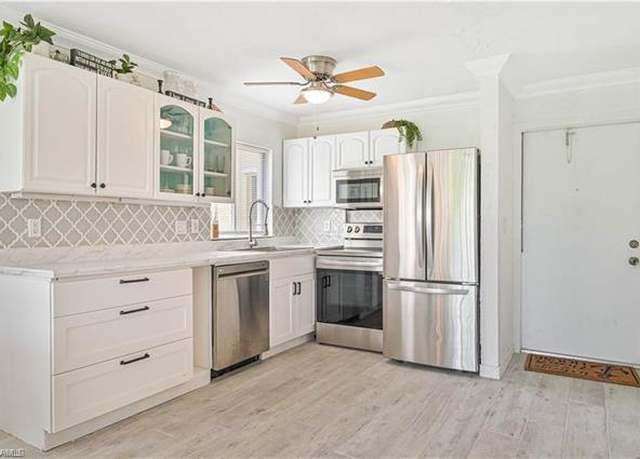 Property at 8141 Country Rd #104, Fort Myers, FL 33919, 2 beds, 2 baths