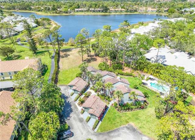 Property at 2708 Santa Cruz Blvd, Naples, FL 34112, 8 beds, 8 baths