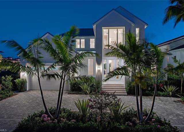 Property at 1380 Pelican Ave, Naples, FL 34102, 5 beds, 6 baths
