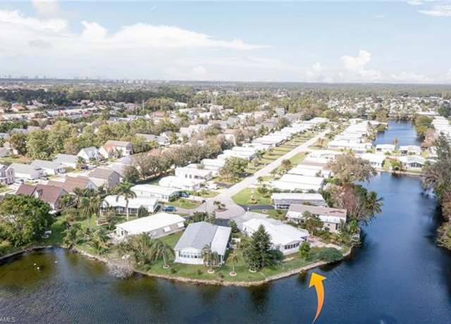 Property at 879 Cape Haze Ln, Naples, FL 34104, 2 beds, 2 baths