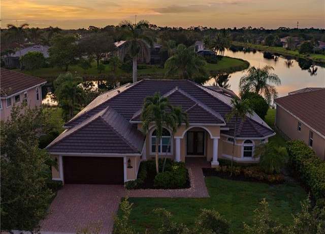 Property at 14512 Jekyll Island Ct, Naples, FL 34119, 3 beds, 2 baths