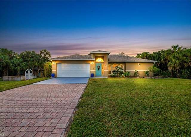 Property at 711 12th St NE, Naples, FL 34120, 3 beds, 2 baths