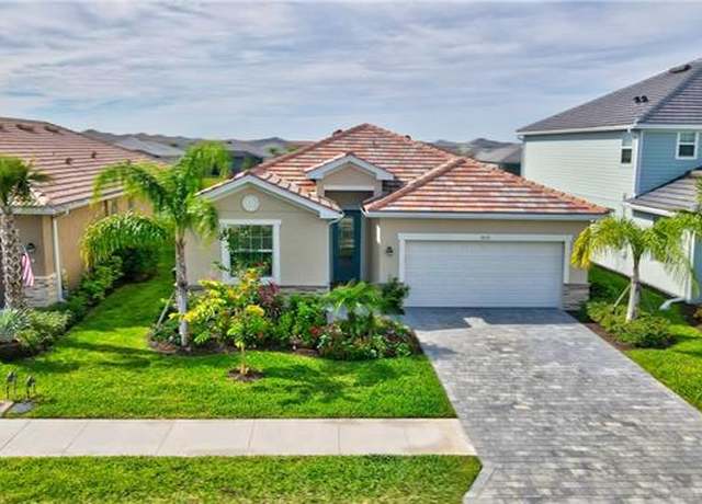 Property at 2131 Hamlin St, Naples, FL 34120, 4 beds, 3 baths