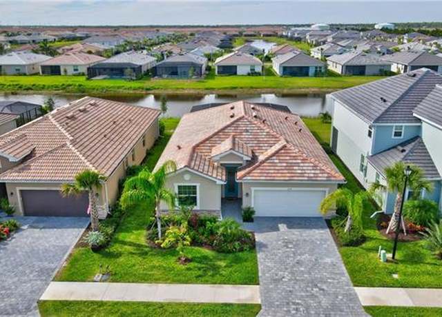 Property at 2131 Hamlin St, Naples, FL 34120, 4 beds, 3 baths