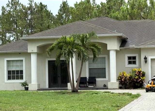 Property at 110 16th Ave NE, Naples, FL 34120, 5 beds, 3 baths