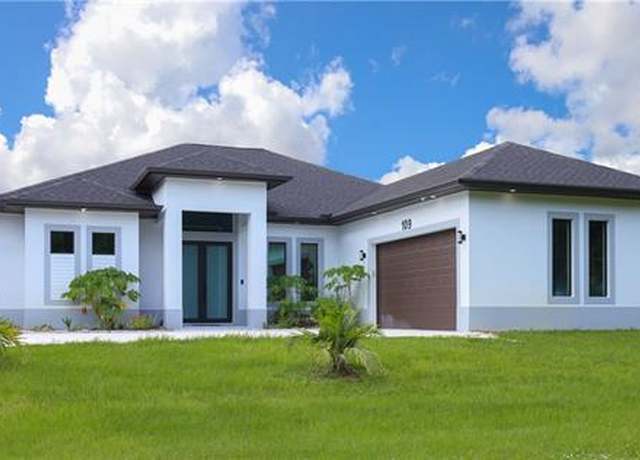 Property at 109 14th St SE, Naples, FL 34117, 3 beds, 2 baths