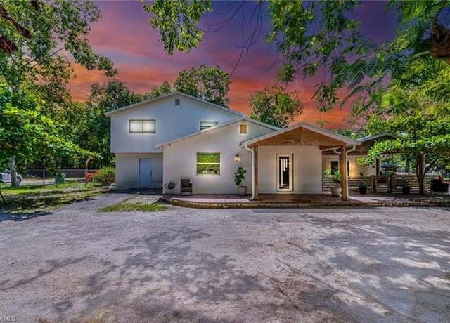 Property at 1904 Ivisa Ave, Naples, FL 34117, 5 beds, 4.5 baths