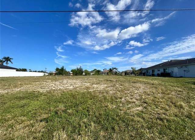Property at 2007 SW 15th Pl, Cape Coral, FL 33991
