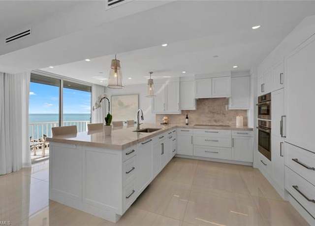 Property at 8111 Bay Colony Dr #701, Naples, FL 34108, 3 beds, 3.5 baths