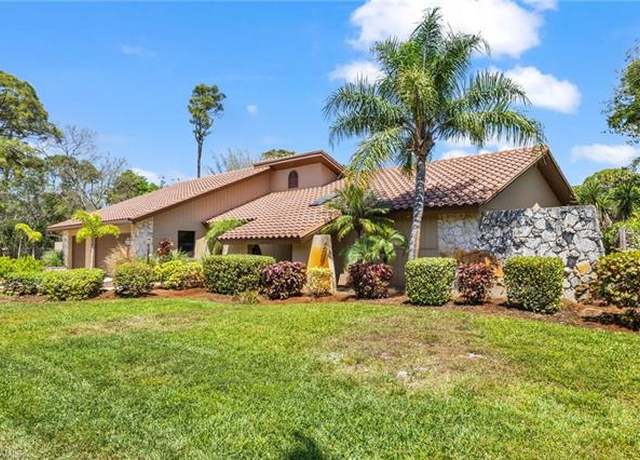 Property at 6846 Trail Blvd, Naples, FL 34108, 4 beds, 3.5 baths