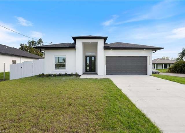 Property at 3914 2nd St W, Lehigh Acres, FL 33971, 4 beds, 2.5 baths
