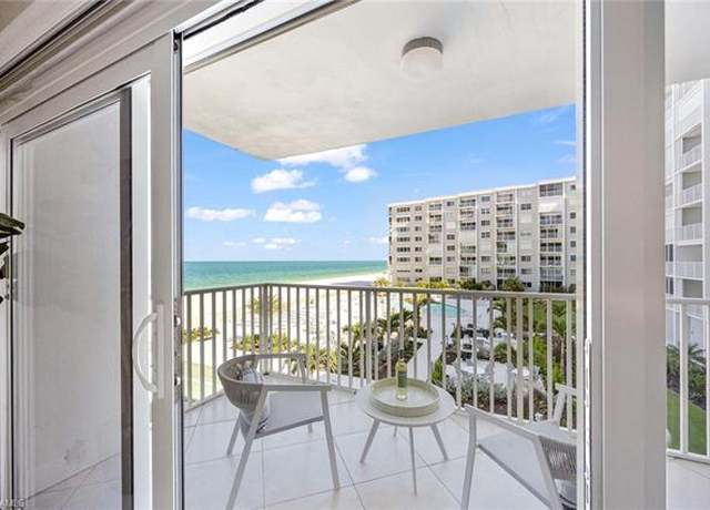 Property at 3443 Gulf Shore Blvd N #314, Naples, FL 34103, 2 beds, 2 baths
