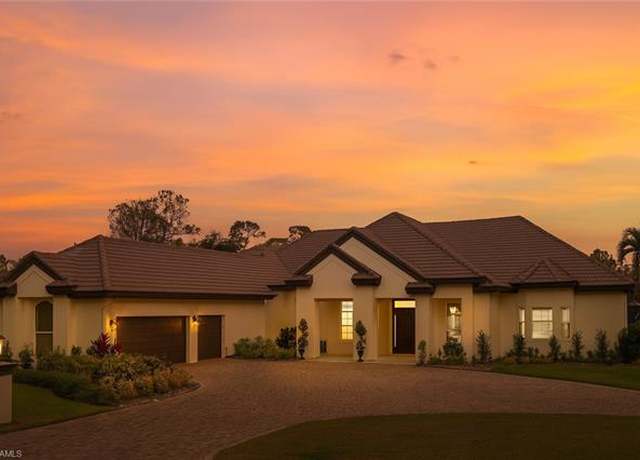 Property at 13556 Rosewood Ln, Naples, FL 34119, 5 beds, 5.5 baths