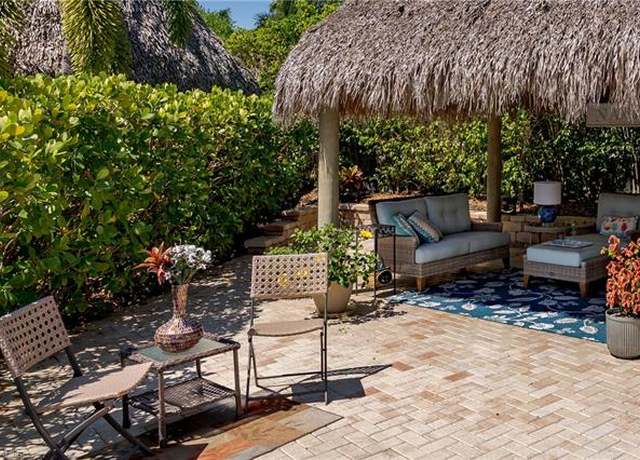 Property at 13572 Snook Cir, Naples, FL 34114