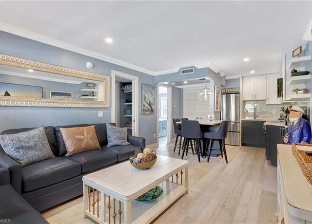 Property at 1295 Gulf Shore Blvd S #136, Naples, FL 34102, 2 beds, 2 baths