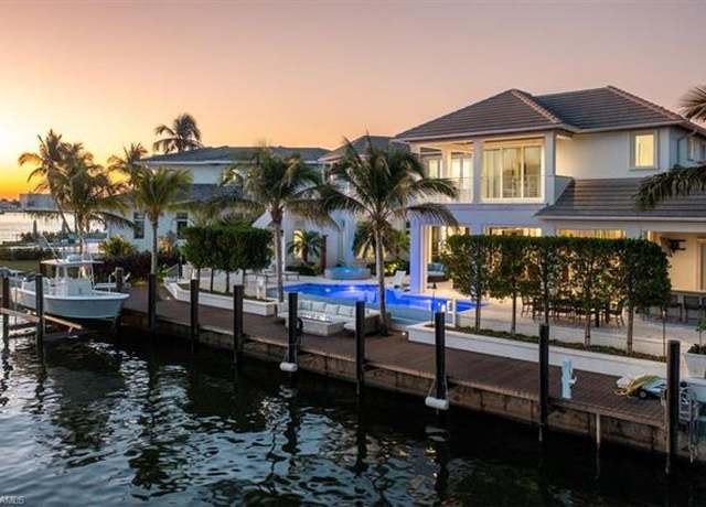 Property at 1660 Dolphin Ct, Naples, FL 34102, 4 beds, 6 baths