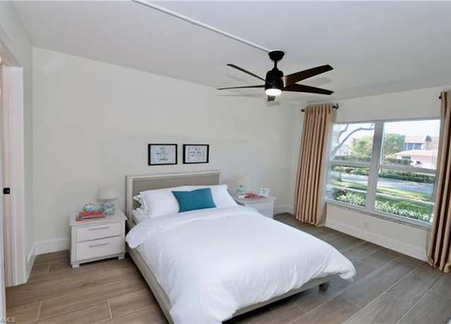 Property at 268 Banyan Blvd #268, Naples, FL 34102, 2 beds, 2 baths