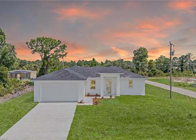 Property at 938 Grant Blvd, Lehigh Acres, FL 33974, 3 beds, 2 baths