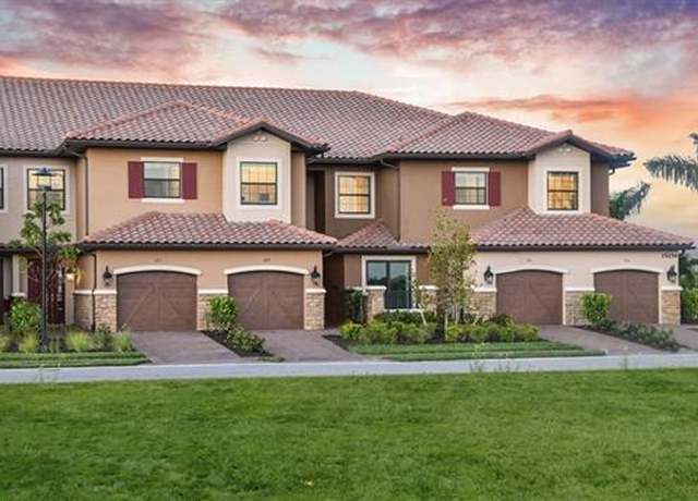 Property at 15315 Lucerna St #203, Naples, FL 34114, 3 beds, 2.5 baths