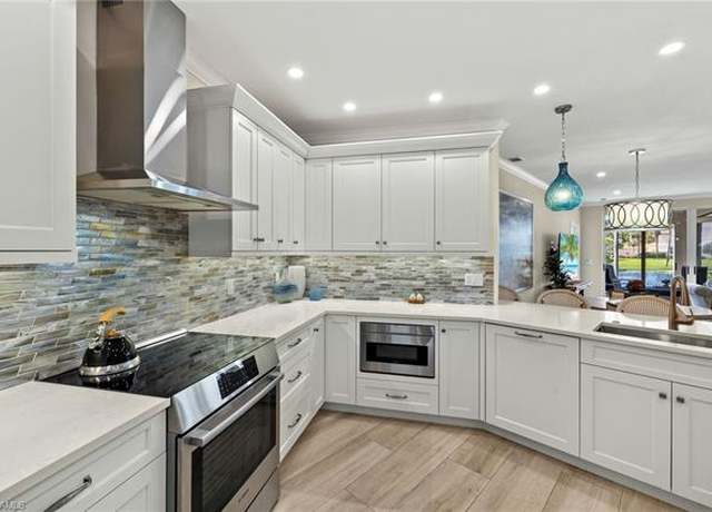 Property at 8335 Excalibur Cir Unit N7, Naples, FL 34108, 3 beds, 2 baths