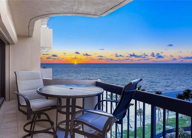 Property at 4001 Gulf Shore Blvd N #902, Naples, FL 34103, 2 beds, 2 baths