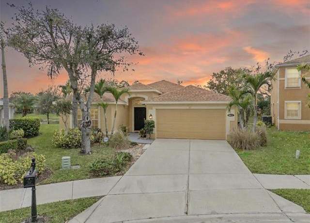 Property at 8423 Hollow Brook Cir, Naples, FL 34119, 3 beds, 2 baths