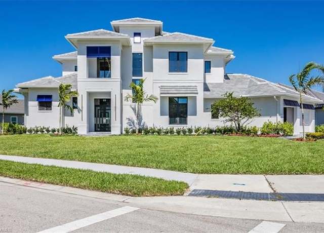 Property at 14211 Charthouse Cir, Naples, FL 34114, 4 beds, 4.5 baths
