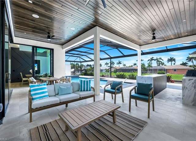 Property at 4922 SW 8th Pl, Cape Coral, FL 33914, 4 beds, 4 baths