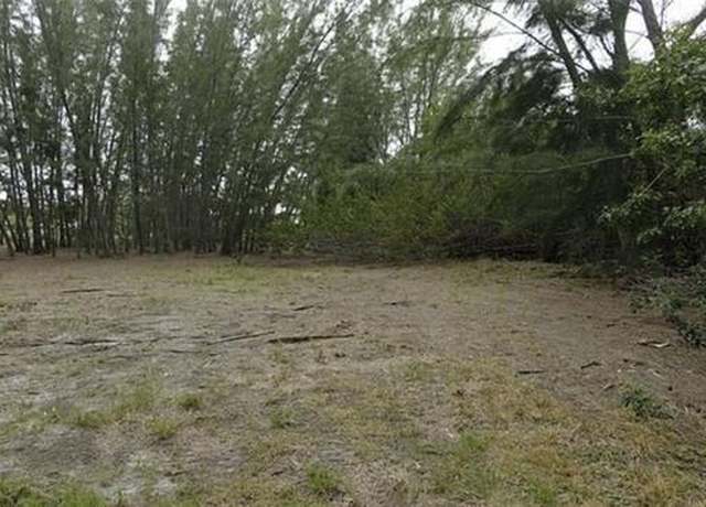Property at 2725 Mangrove St, St. James City, FL 33956