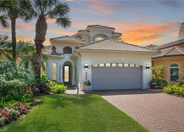 Property at 4264 Kensington High St, Naples, FL 34105, 3 beds, 3 baths