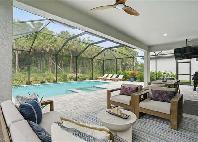 Property at 10415 Ventana Ln, Naples, FL 34120, 4 beds, 3.5 baths