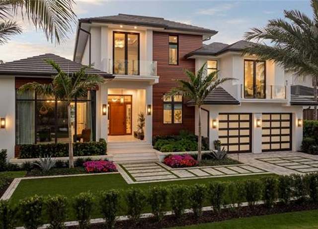 Property at 660 21st Ave S, Naples, FL 34102, 5 beds, 5.5 baths