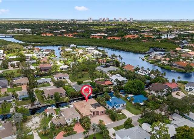 Property at 27259 High Seas Ln, Bonita Springs, FL 34135, 4 beds, 3.5 baths