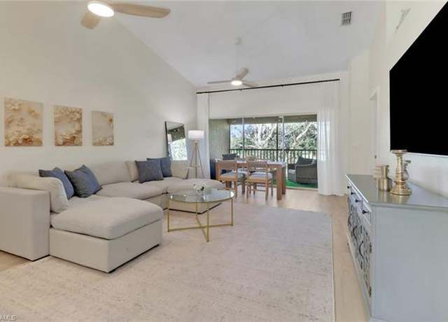 Property at 8075 Tiger Cv #1712, Naples, FL 34113, 3 beds, 2 baths