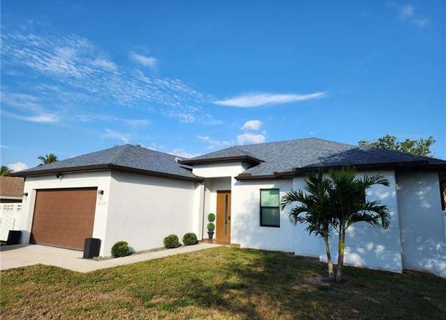 Property at 1720 46th Ter SW, Naples, FL 34116, 3 beds, 2 baths