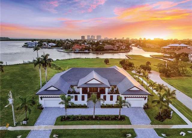 Property at 1791 Osceola Ct, Marco Island, FL 34145, 4 beds, 4.5 baths