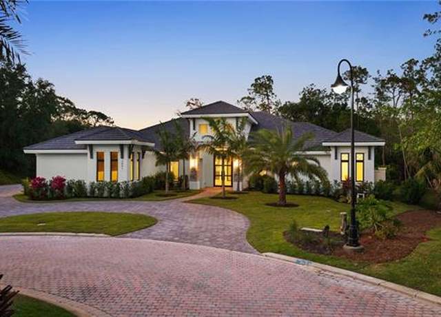 Property at 3891 Brynwood Dr, Naples, FL 34119, 4 beds, 4.5 baths