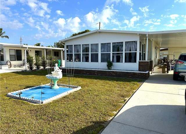 Property at 210 Pine Key Ln #210, Naples, FL 34114, 2 beds, 2 baths
