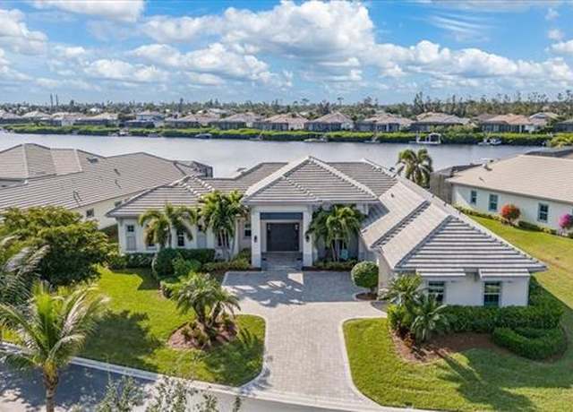 Property at 17262 Hidden Estates Cir, Fort Myers, FL 33908, 4 beds, 4.5 baths