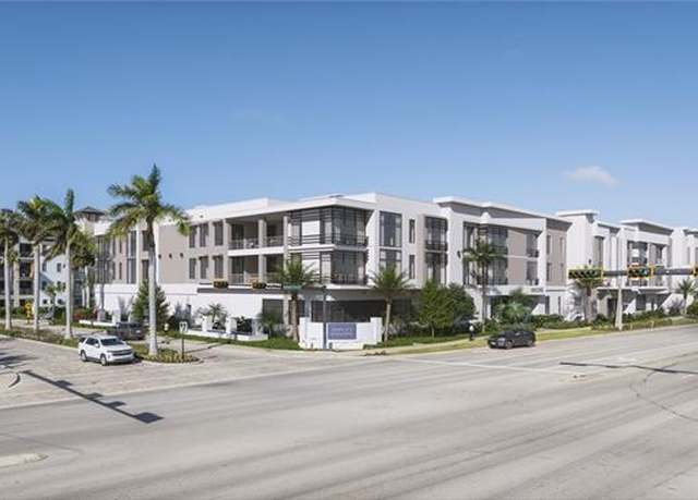 Property at 233 12th St S #203, Naples, FL 34102, 3 beds, 3.5 baths